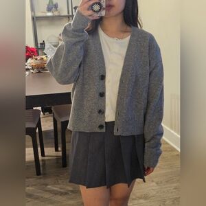 Uniqlo Cropped Knit Cardigan size XS